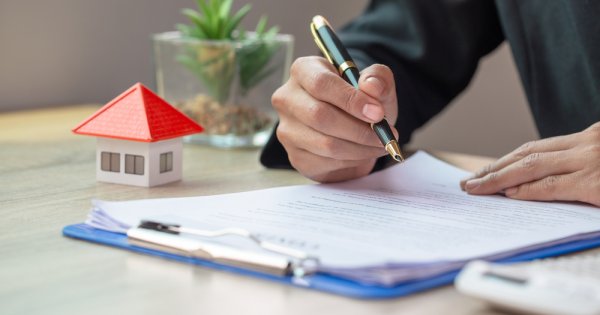 ngăn chặn giao dịch đất thừa kế