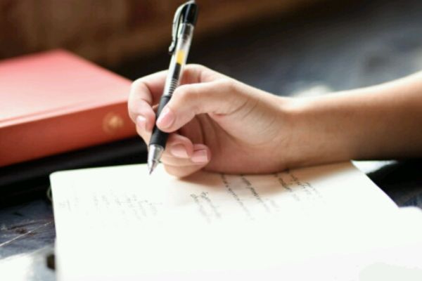 di chúc viết tay nhà đất