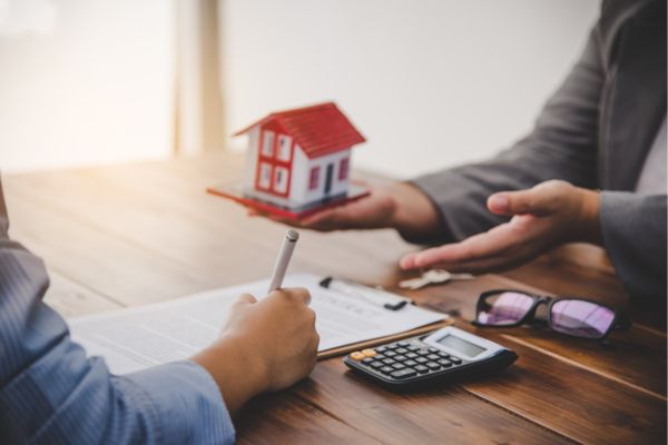 hợp đồng thuê tài sản