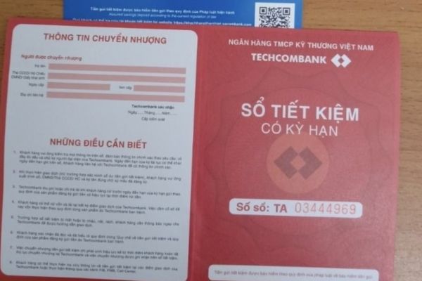 Cha mẹ gửi tiết kiệm cho con