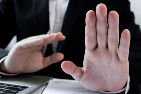 từ chối công chứng hợp đồng chuyển nhượng