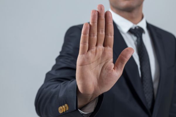 từ chối công chứng hợp đồng chuyển nhượng