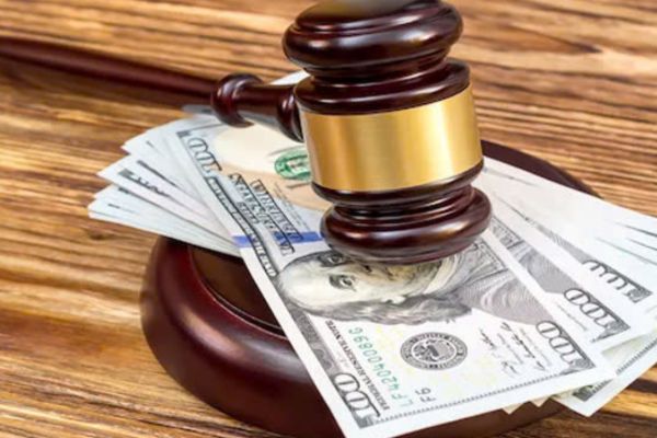 công ty giữ lương