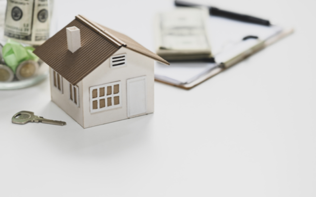 chưa đủ 18 tuổi đứng tên sổ đỏ